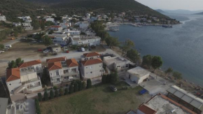 Гостиница Korali  Алмиропотомас